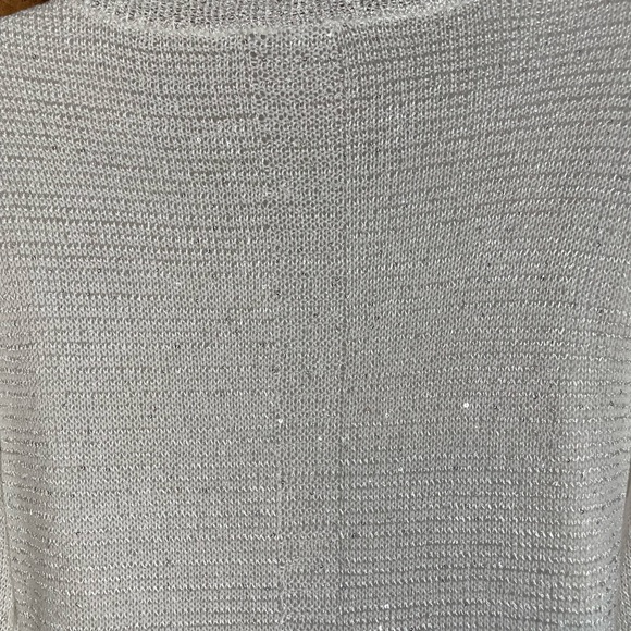 Sioni NWOT White Shimmer Lined Long Sleeved Sweater - Medium - Picture 7 of 10